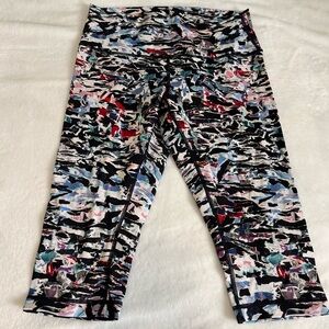 Lululemon Wunder Under Hi-Rise 1/2 Tight (Full-On Luxtreme 17") Size 10